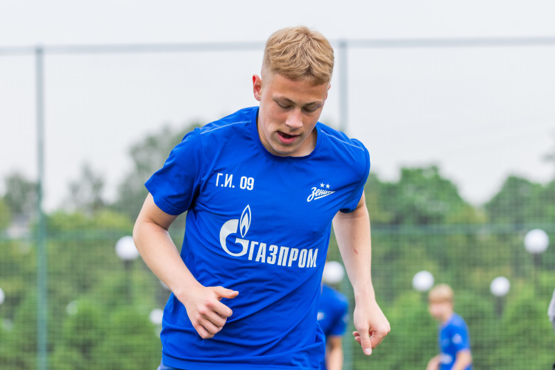 Тренировка юношеской команды «Зенит» U-17 перед матчем с «Локомотивом»