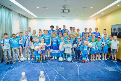 Автограф-сессия для воспитанников школ «Зенит-Чемпионика» города Сочи