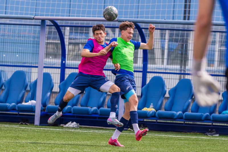 Тренировка юношеской команды «Зенит» U-17 перед матчем с «Чертаново»