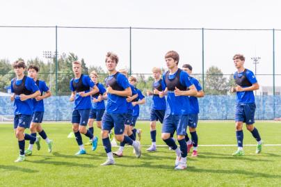 Тренировка юношеской команды «Зенит» U-17 перед матчем с «Чертаново»