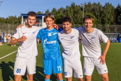 Юношеская футбольная лига-1, «Зенит» — СШОР «Зенит»