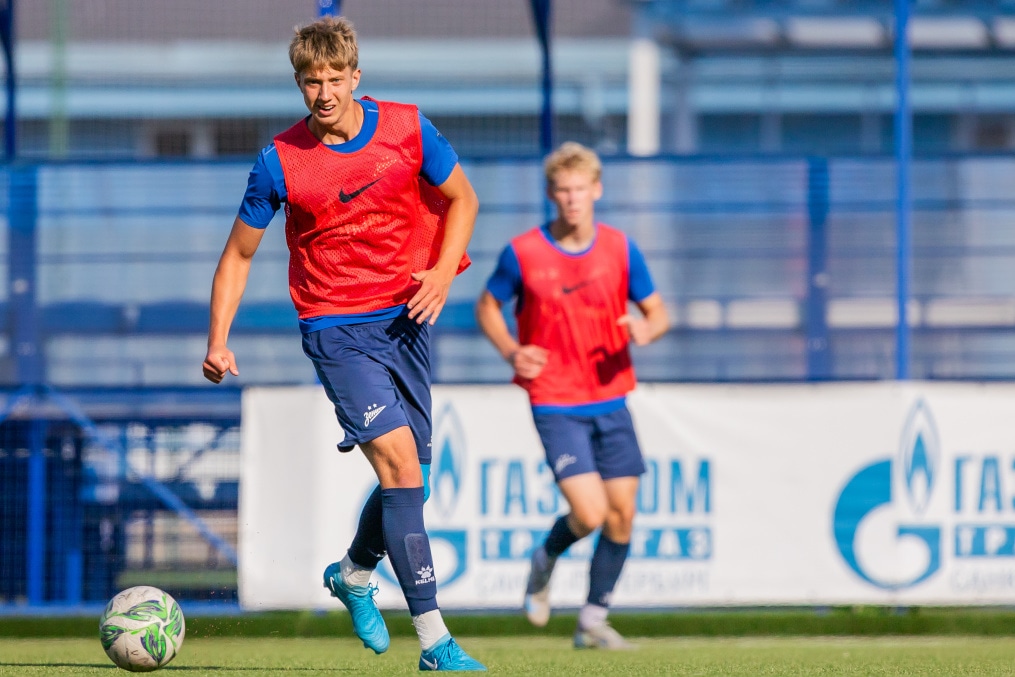 Тренировка «Зенита»-м перед матчем с ФК «Пари НН»-м