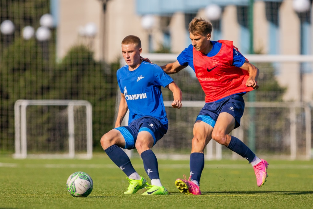 Тренировка «Зенита»-м перед матчем с ФК «Пари НН»-м