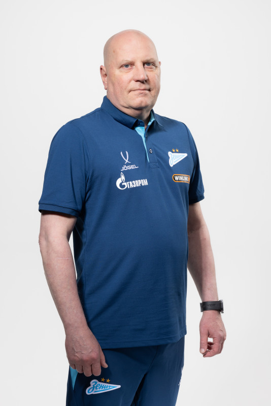 Фотосессия тренерского штаба ФК «Зенит» сезона 2025/2026