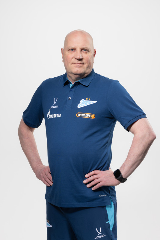 Фотосессия тренерского штаба ФК «Зенит» сезона 2025/2026