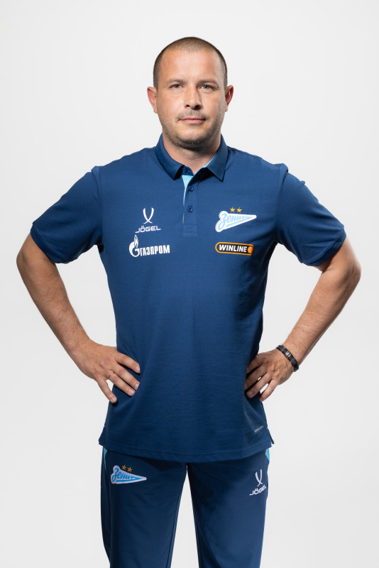 Фотосессия тренерского штаба ФК «Зенит» сезона 2025/2026