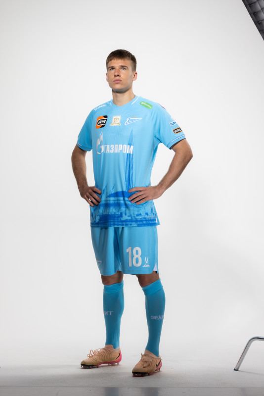 Полузащитник ФК «Зенит» Ярослав Михайлов