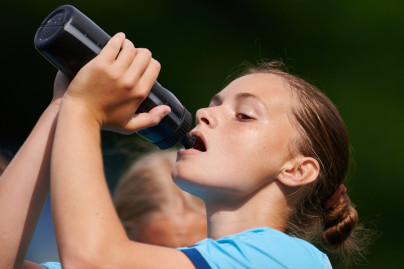 Тренировка женской молодежной команды перед матчем с «Крыльями Советов»-м