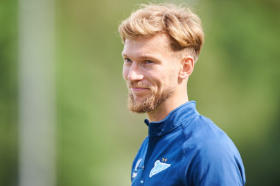 Тренировка женской молодежной команды перед матчем с «Крыльями Советов»-м