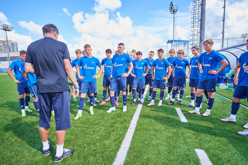Тренировка «Зенита»-м перед матчем с ФК «Урал»-м