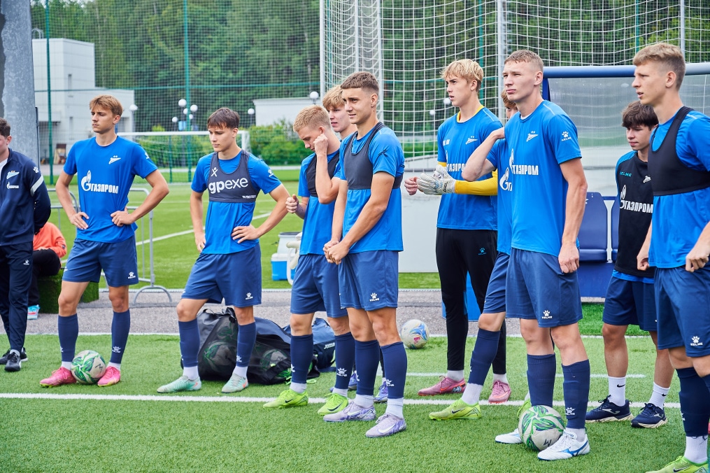Тренировка «Зенита»-м перед матчем со «Спартаком»-м