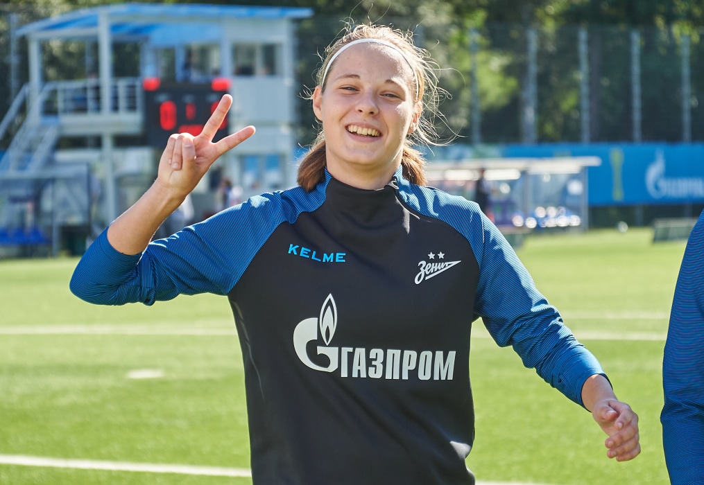 Юношеская футбольная лига среди девушек, «Зенит» U-18 — «Динамо» U-18