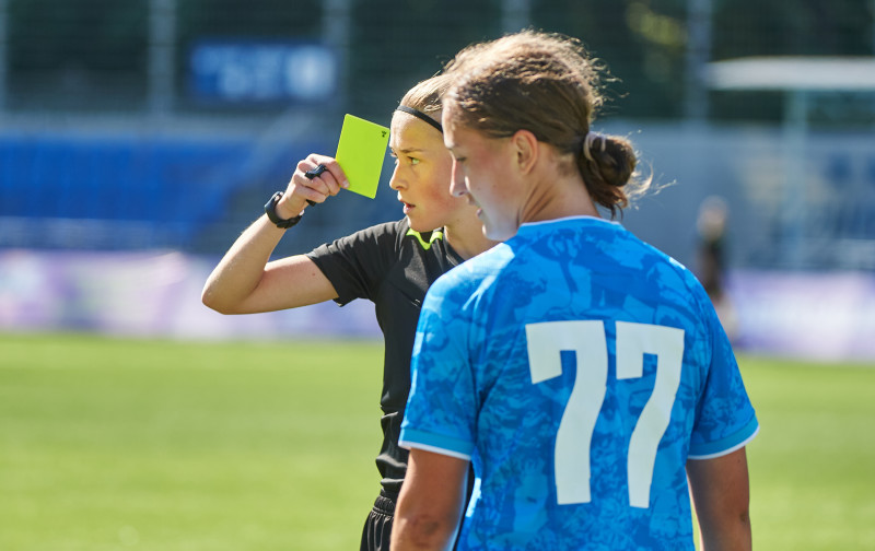 Юношеская футбольная лига среди девушек, «Зенит» U-18 — «Динамо» U-18