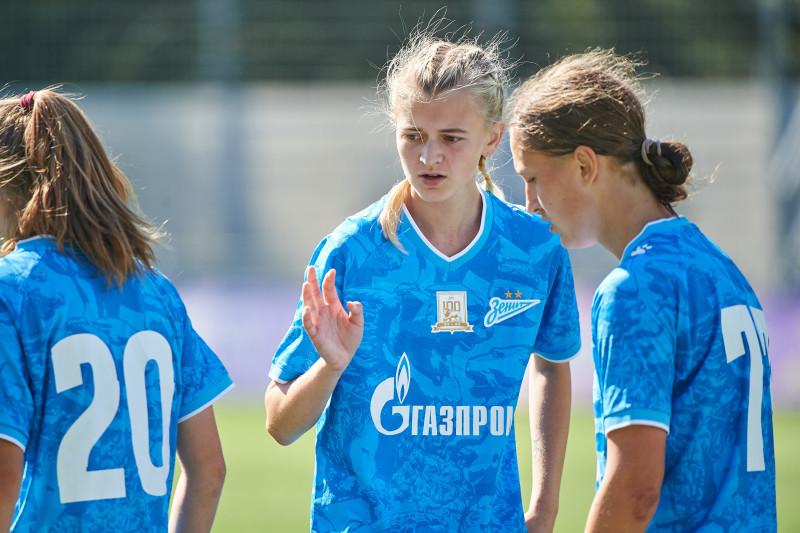 Юношеская футбольная лига среди девушек, «Зенит» U-18 — «Динамо» U-18
