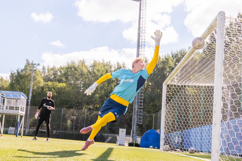 Тренировка «Зенита»-м перед матчем с ФК «Ленинградец»-м