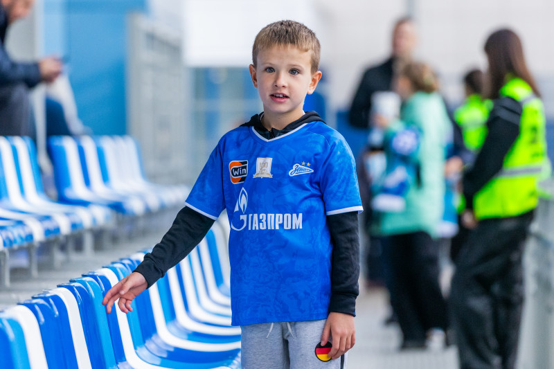 Болельщики на матче «Зенит»-2 — «Иркутск»