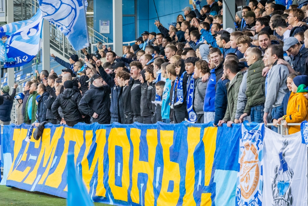 Болельщики на матче «Зенит»-2 — «Сатурн»