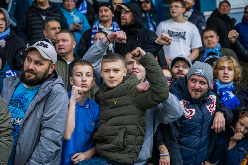 Болельщики на матче «Зенит»-2 — «Сатурн»