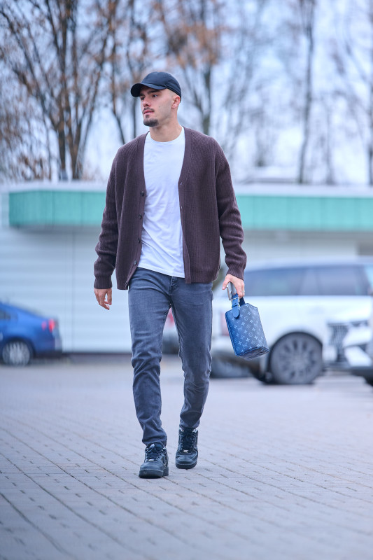 «Зенит. Стиль»: приезд игроков на тренировку перед матчем с «Локомотивом»