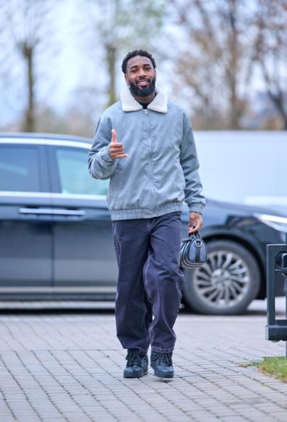 «Зенит. Стиль»: приезд игроков на тренировку перед матчем с «Локомотивом»