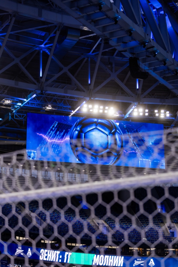 «Газпром Арена» готовится к матчу с «Локомотивом»