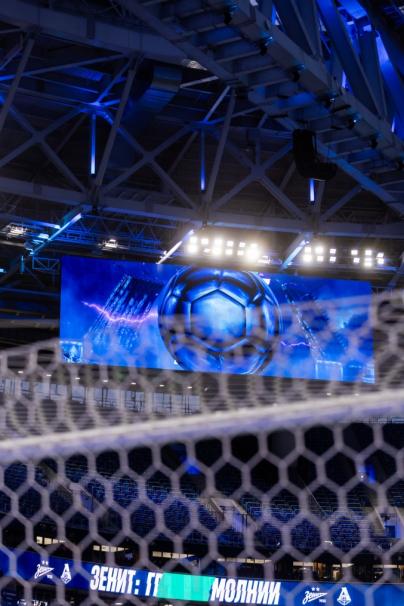 «Газпром Арена» готовится к матчу с «Локомотивом»