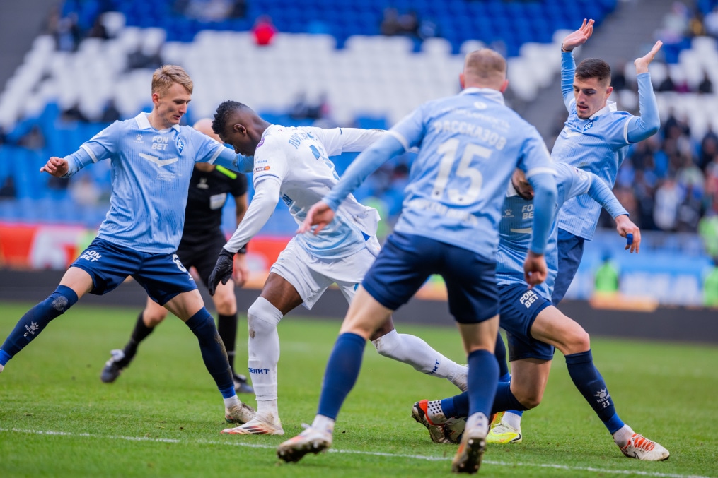 Мир Российская Премьер-Лига 2025/26, «Крылья Советов» — «Зенит»