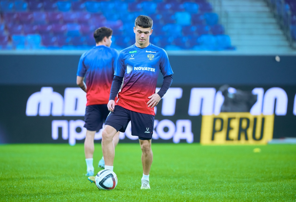 Тренировка сборной России перед матчем со сборной Перу