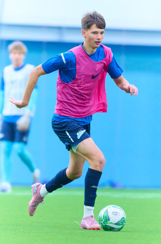 Товарищеский матч между «Зенитом» U-18 и «Зенитом» U-17