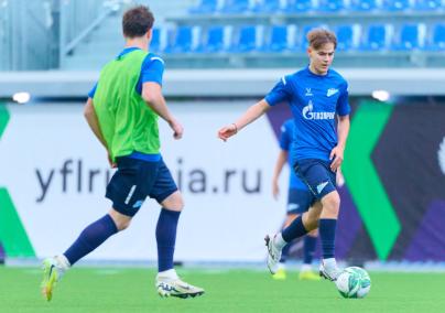 Товарищеский матч между «Зенитом» U-18 и «Зенитом» U-17