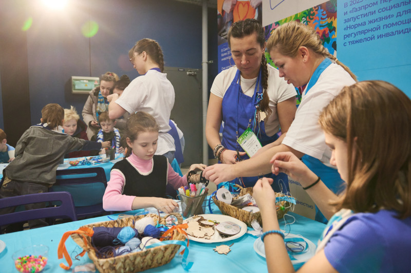 Фан-Променад: рекламные зоны Газпромбанка на матче «Зенит» — «Рубин»