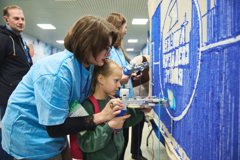 Фан-Променад: рекламные зоны Газпромбанка на матче «Зенит» — «Рубин»