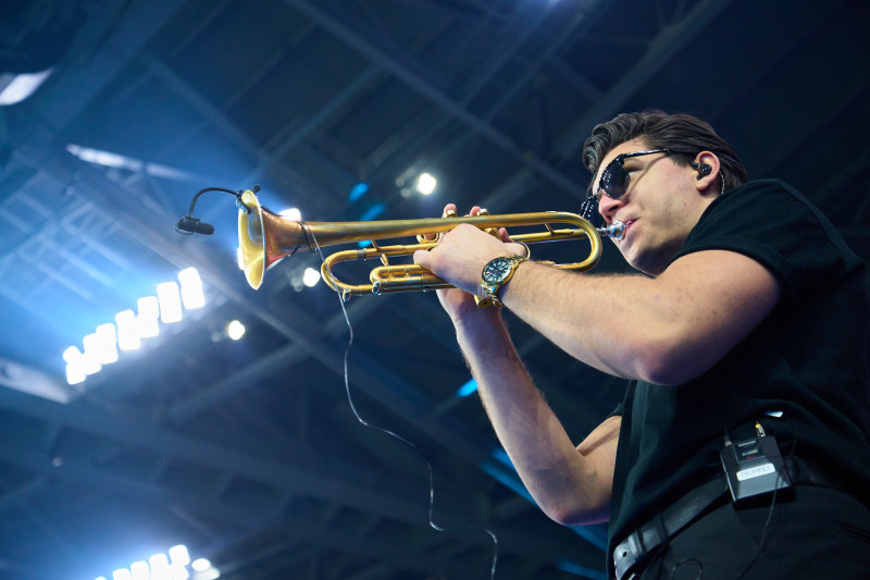 Концерт Мии Бойко на главной сцене перед матчем с «Акроном»