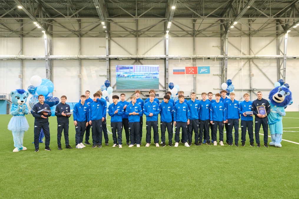 Выпускной в «Газпром»-Академии ФК «Зенит»