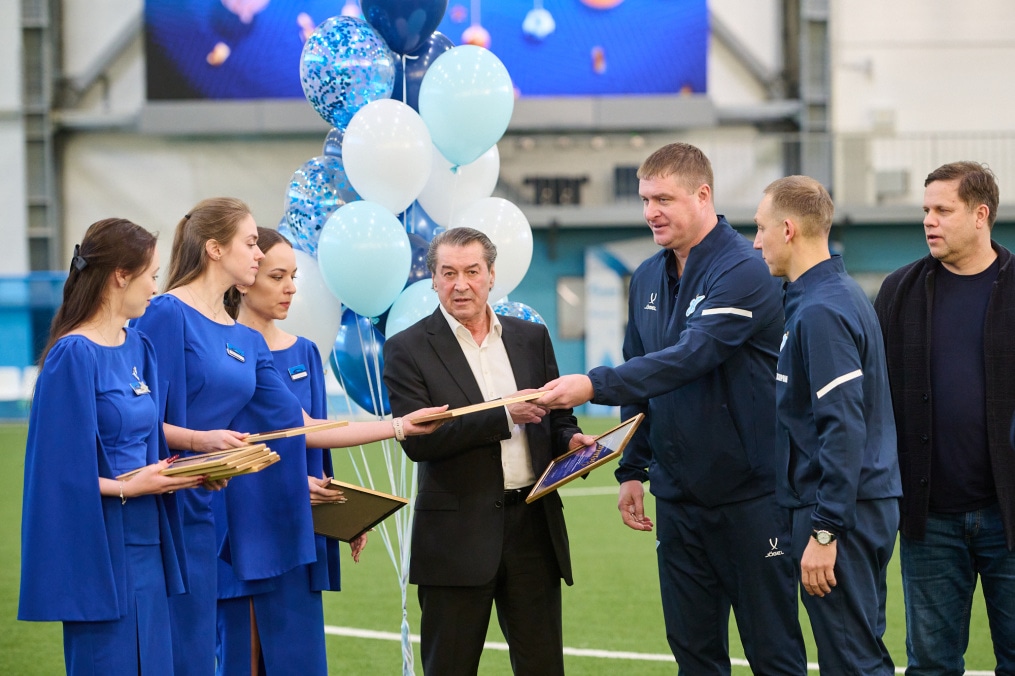 Выпускной в «Газпром»-Академии ФК «Зенит»