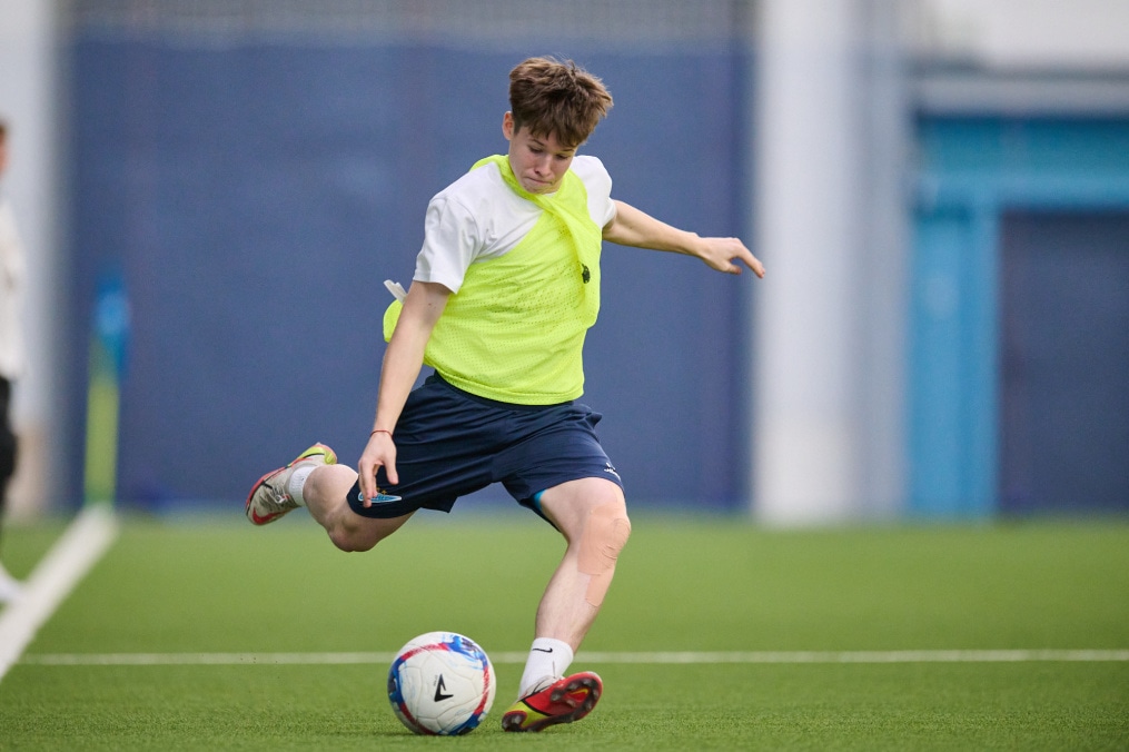 Выпускной в «Газпром»-Академии: матч между тренерами и выпускниками