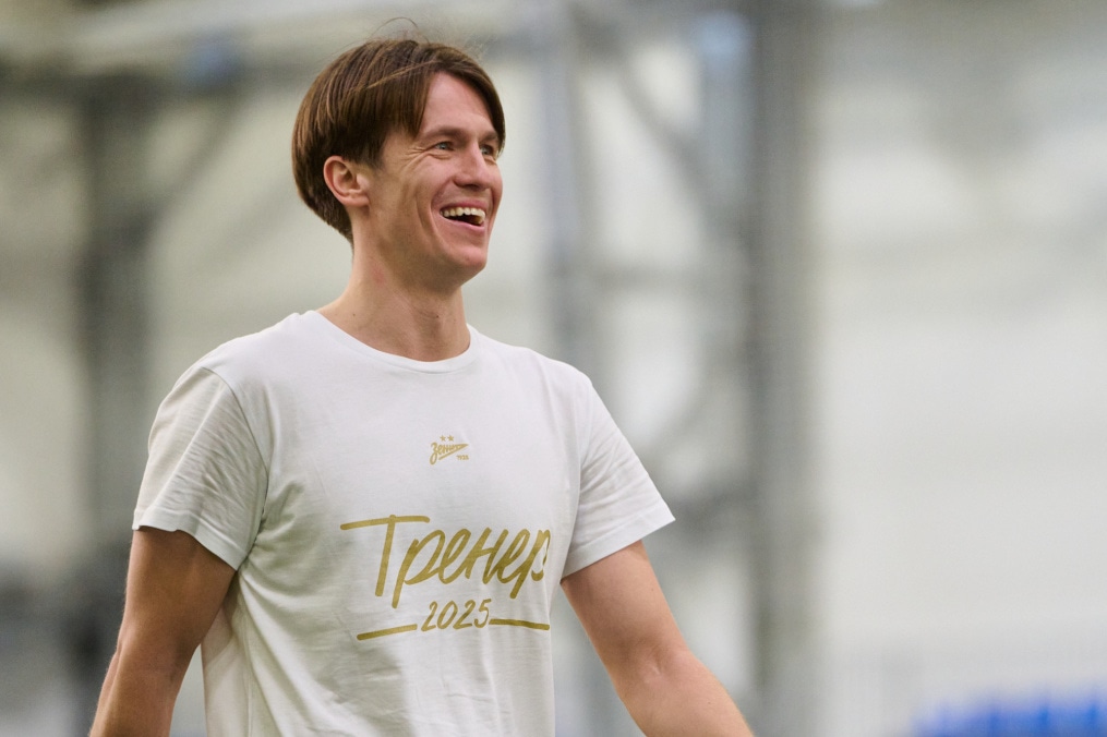 Выпускной в «Газпром»-Академии: матч между тренерами и выпускниками