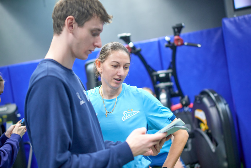 Медицинское тестирование женской команды на «Газпром Арене»