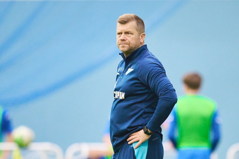 Тренировка «Зенита»-м в новом манеже Академии