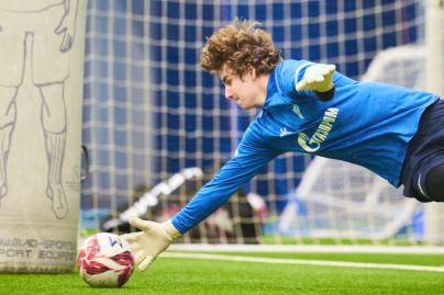 Тренировка «Зенита»-м в новом манеже Академии