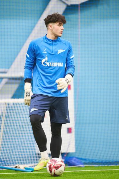 Тренировка «Зенита»-м в новом манеже Академии