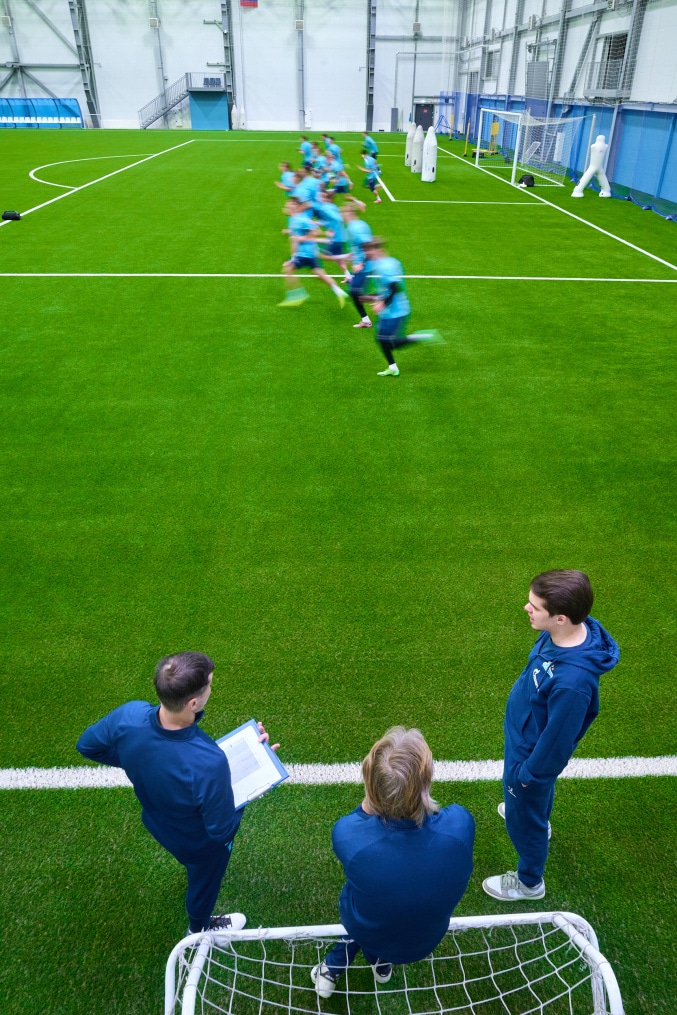 Тренировка «Зенита»-2 в новом манеже «Газпром»-Академии