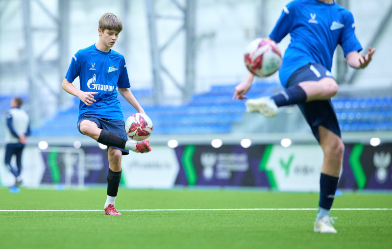 Тренировка «Зенита»-2011 в новом манеже «Газпром»-Академии