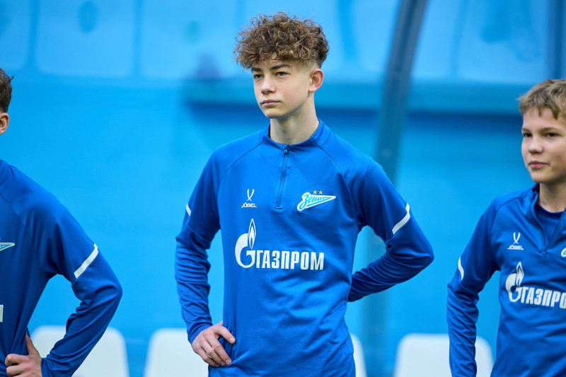 Тренировка «Зенита»-2011 в новом манеже «Газпром»-Академии