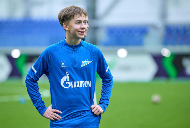 Тренировка «Зенита»-2011 в новом манеже «Газпром»-Академии