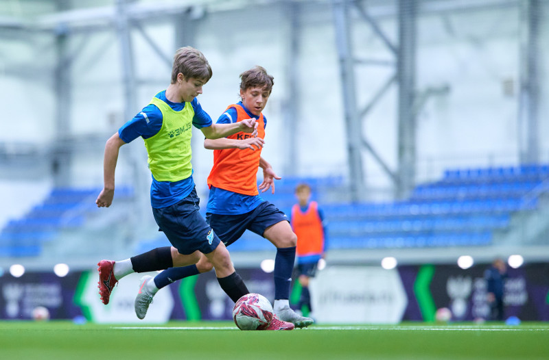 Тренировка «Зенита»-2011 в новом манеже «Газпром»-Академии