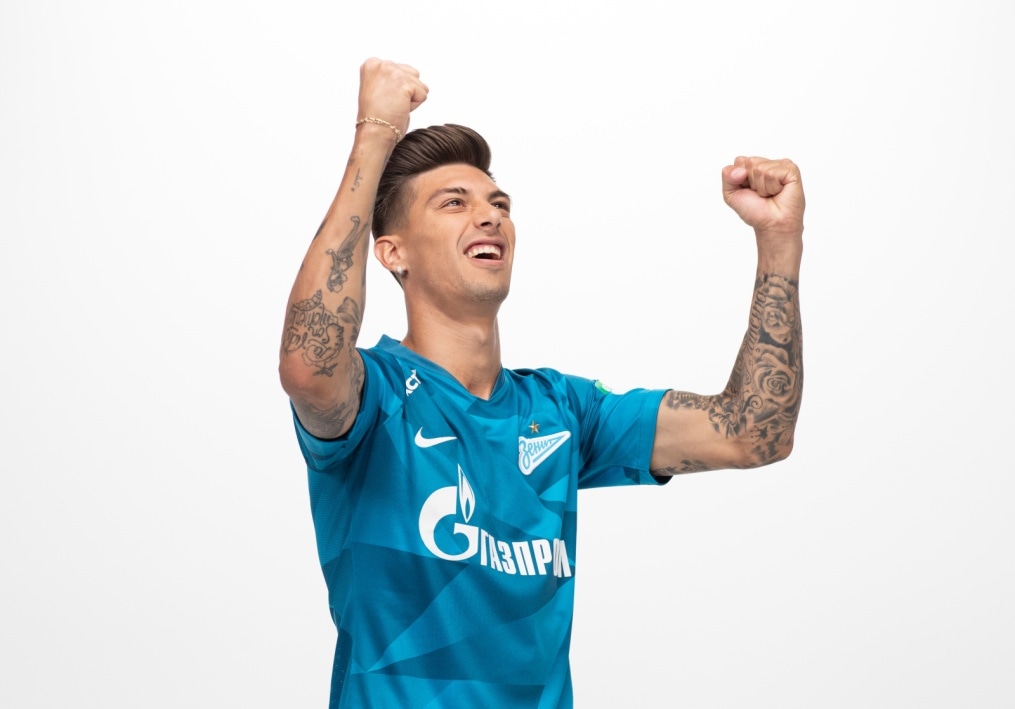 Фотосессия футболистов и тренеров основного состава ФК «Зенит» сезона 2019/20