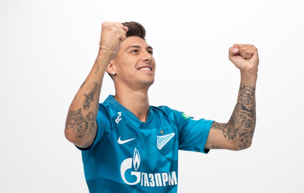 Фотосессия футболистов и тренеров основного состава ФК «Зенит» сезона 2019/20