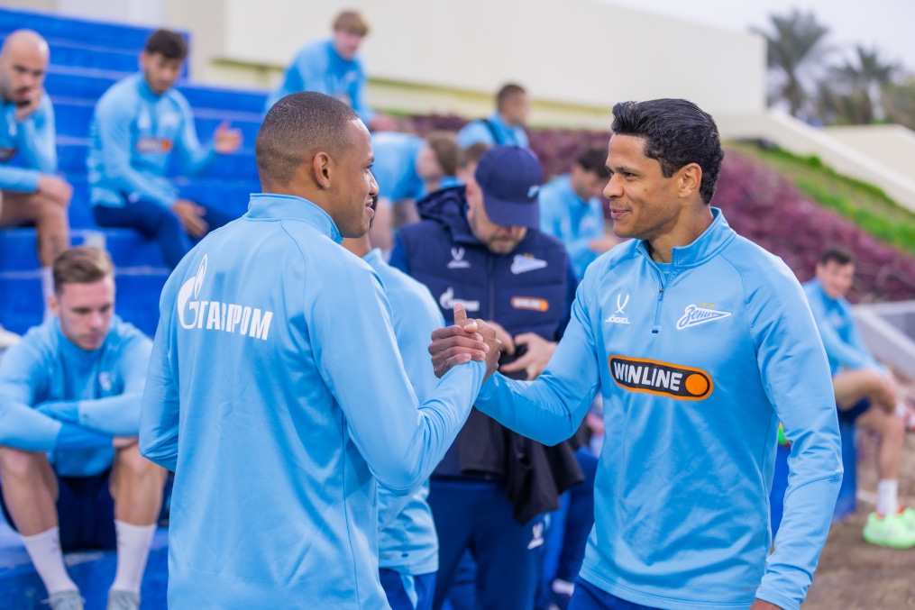 Первый день новичка Джона Джона в расположении команды