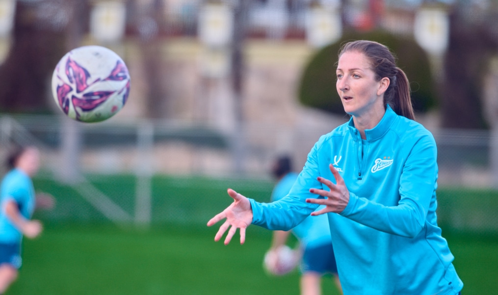 Зимний учебно-тренировочный сбор женской команды «Зенит» в Турции: 9 февраля, вечерняя тренировка